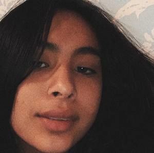 Meet your Posher, Elisa